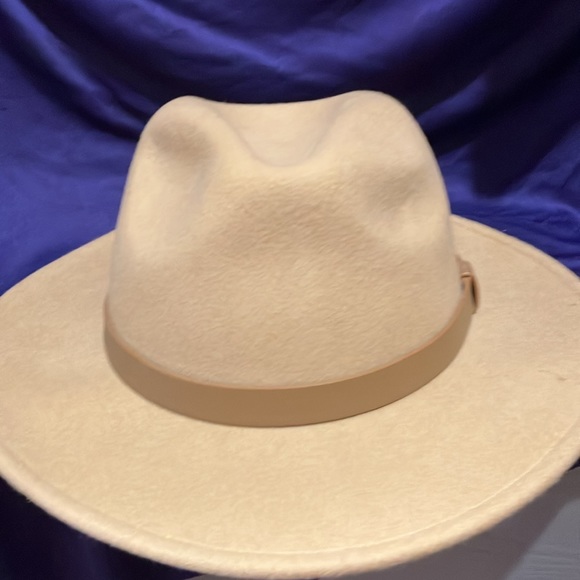 LOFT Hat - Picture 2 of 6